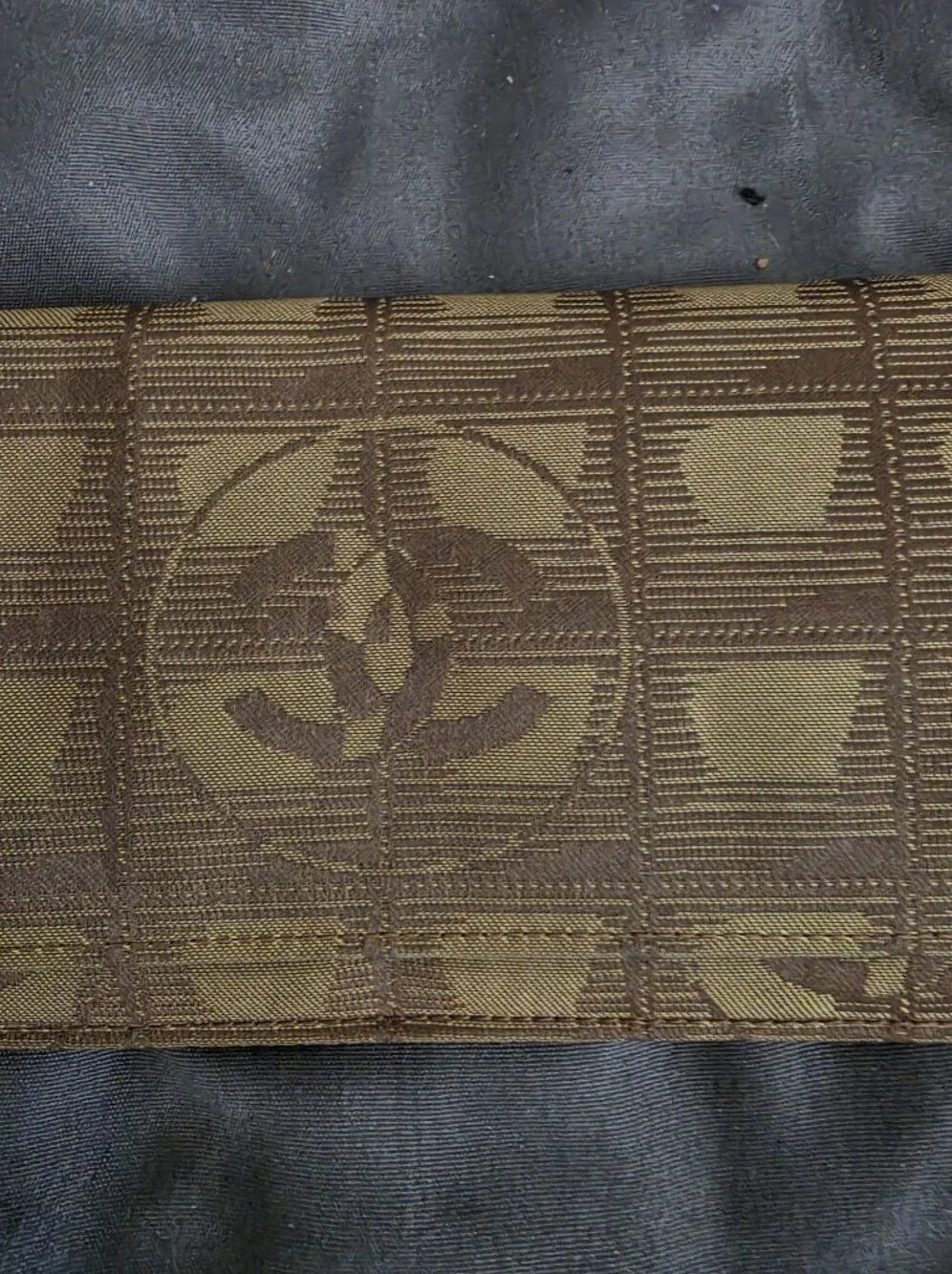 AUTHENTIC Chanel Brown & Green Monogram Canvas Wallet - Picture 4 of 8